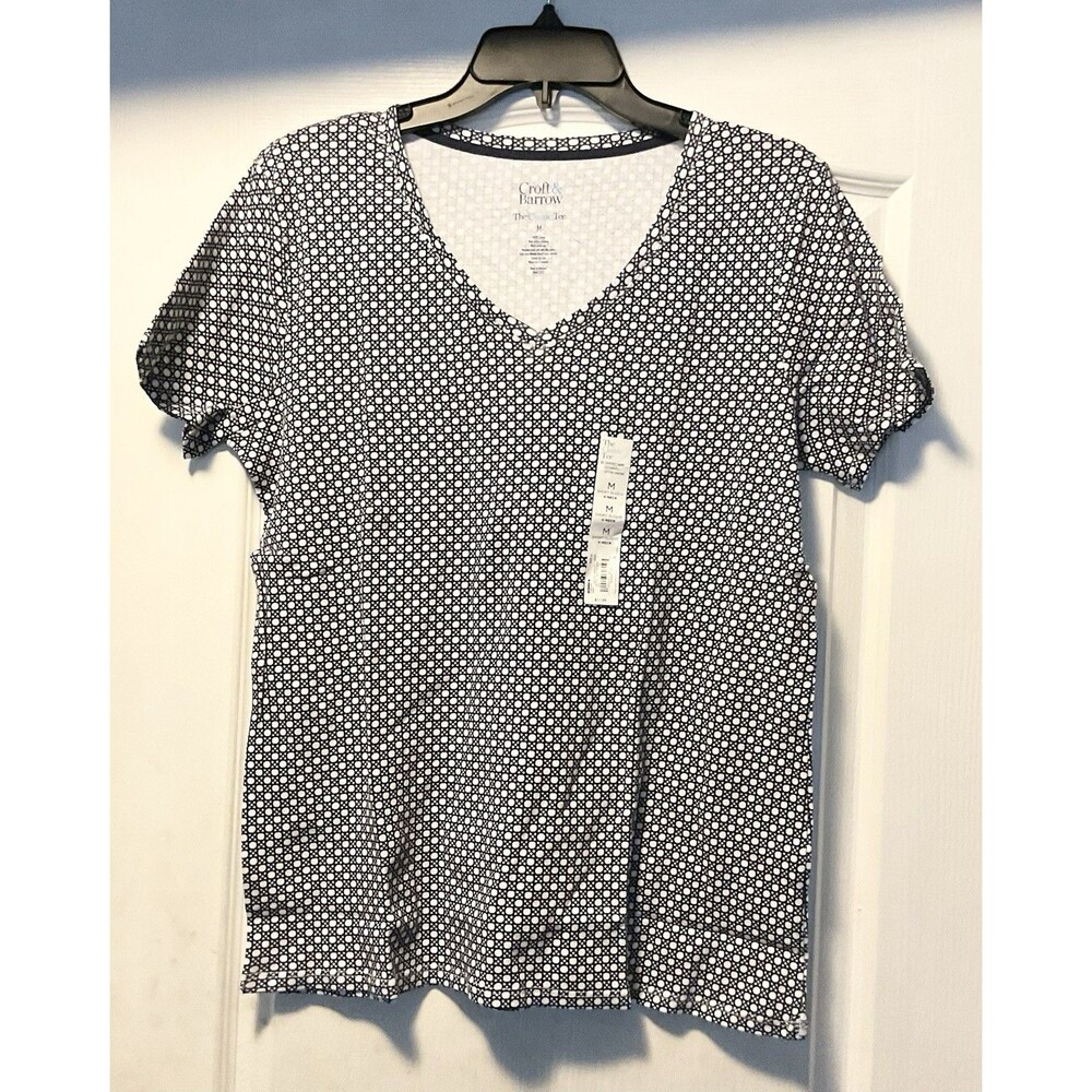 Croft & Barrow Women's Essential V-Neck Tee Size M, Navy Micro Ratan NWT
